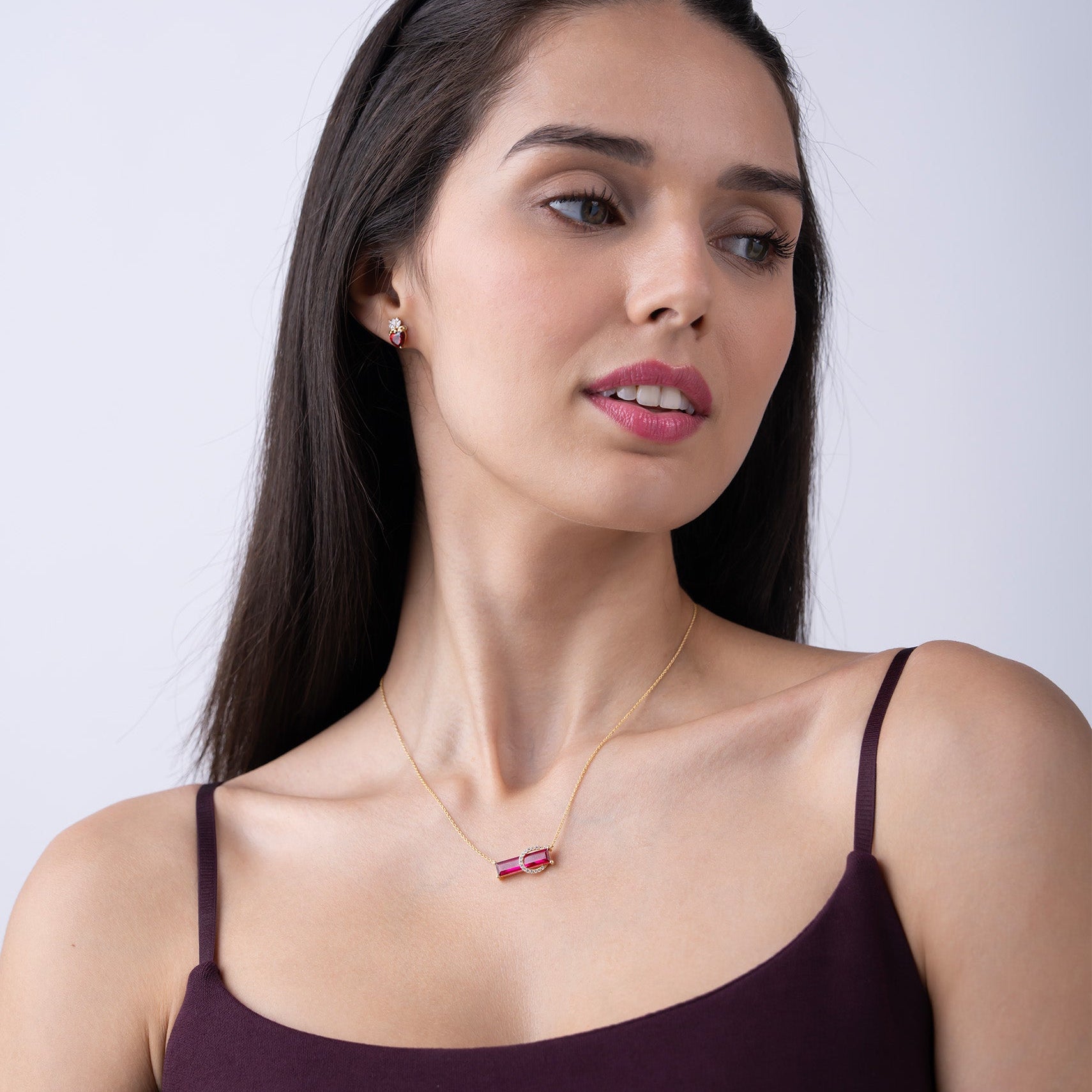 Curve Charm Necklace