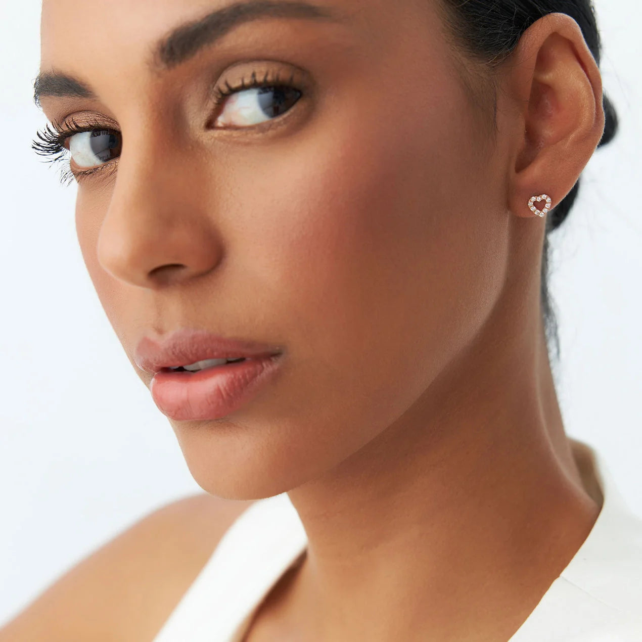 Sparkling Heart Stud Earring