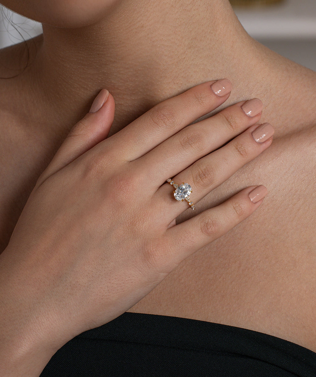 Oval Elegance Diamond Ring