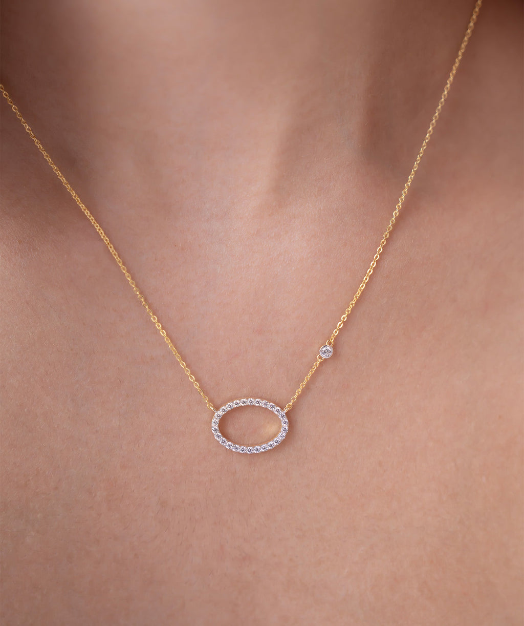 Sparkling Oval Link  Necklace