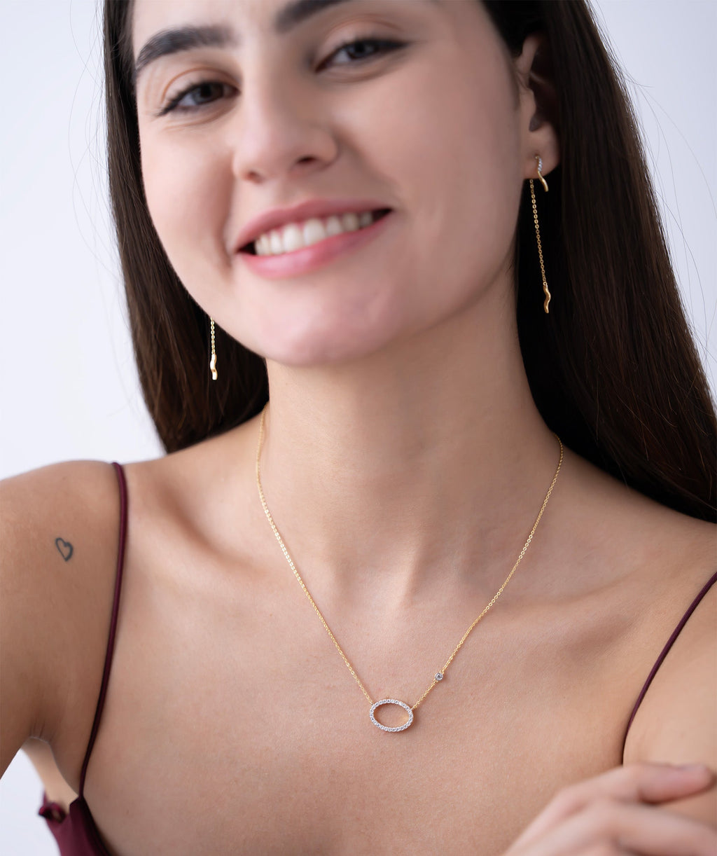 Sparkling Oval Link  Necklace